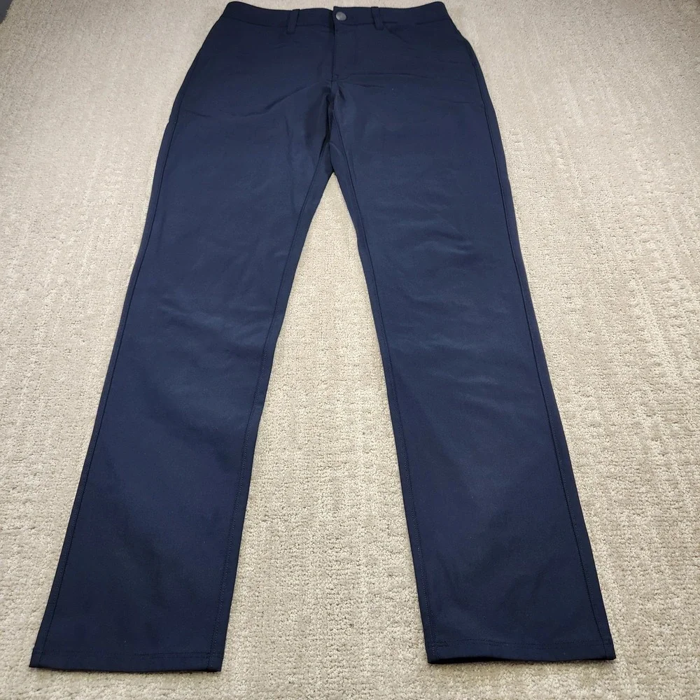 Vuori Pants Men 30x32 Meta Athletic Slim Fit Navy Blue Quick Dry Athleisure V430